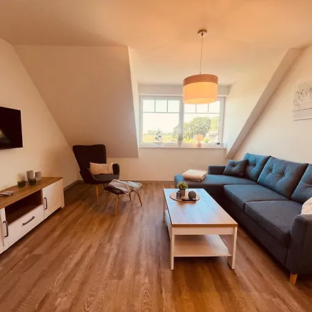 Holmblick - Boddenblick, Balkon, 2 Schlafzimmer, 4 Personen * Born