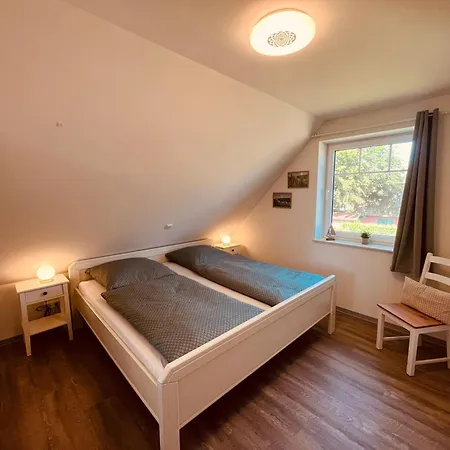 Holmblick - Boddenblick, Balkon, 2 Schlafzimmer, 4 Personen Appartement Born