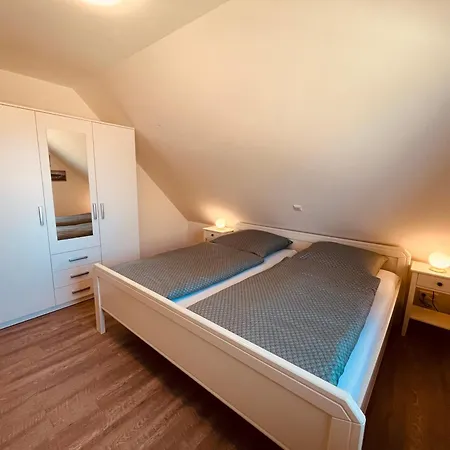 Holmblick - Boddenblick, Balkon, 2 Schlafzimmer, 4 Personen Appartement *