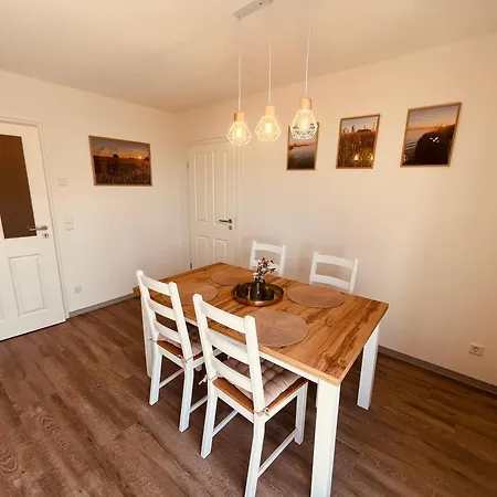 Holmblick - Boddenblick, Balkon, 2 Schlafzimmer, 4 Personen *