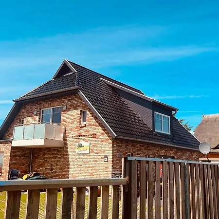 Holmblick - Boddenblick, Balkon, 2 Schlafzimmer, 4 Personen